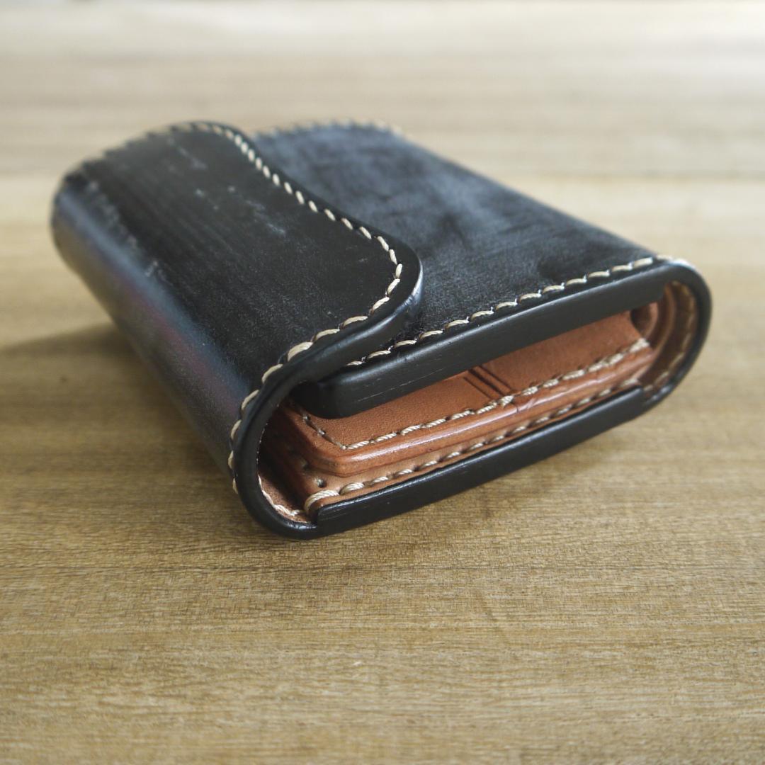 ヌメ革　UKブライドルレザー　セドウィック社　コンパクトウォレット　こげ茶/生成