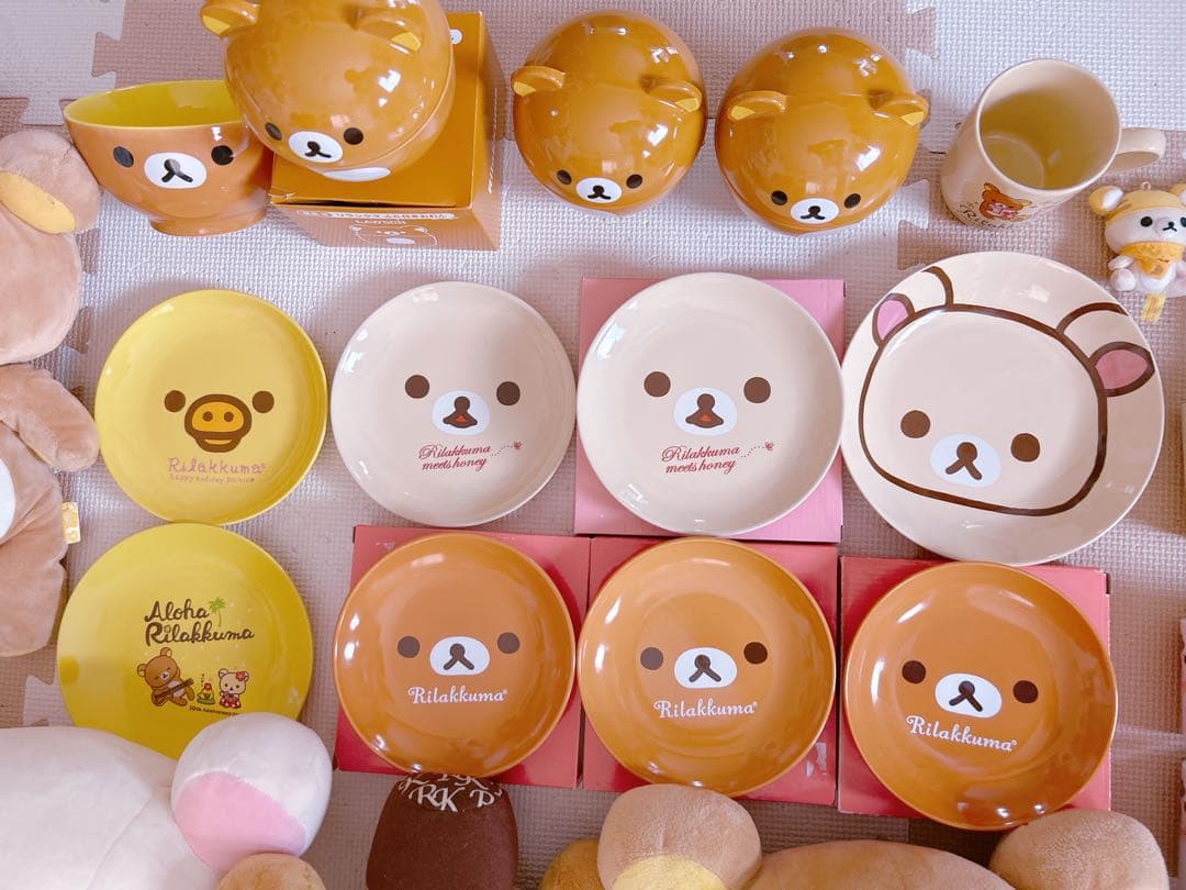 リラックマ 大量　まとめ売り　ぬいぐるみ、食器など　平成レトロあり