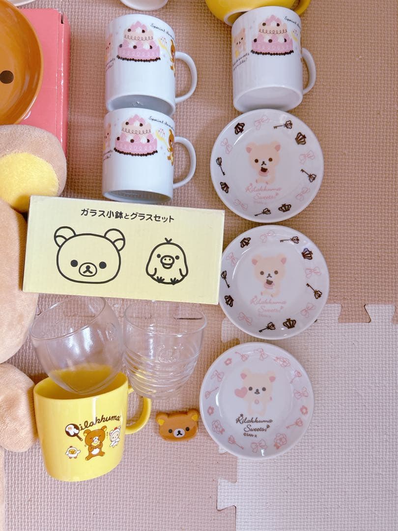 リラックマ 大量　まとめ売り　ぬいぐるみ、食器など　平成レトロあり