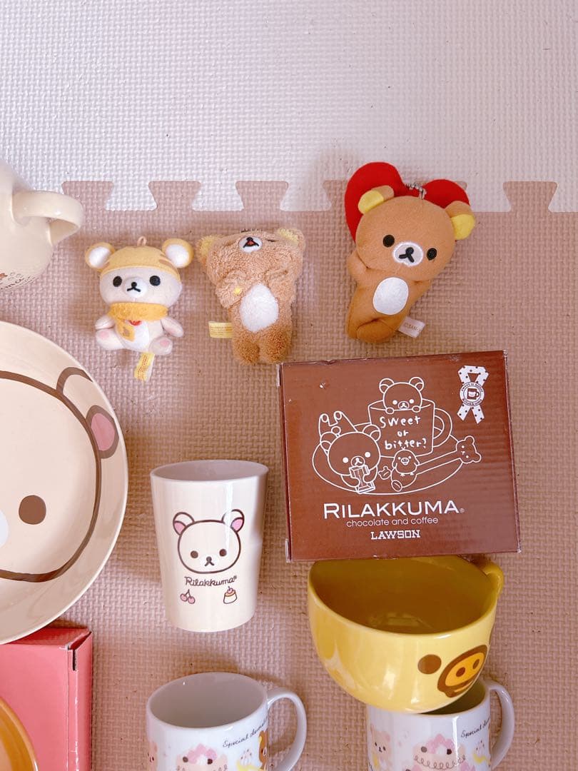 リラックマ 大量　まとめ売り　ぬいぐるみ、食器など　平成レトロあり