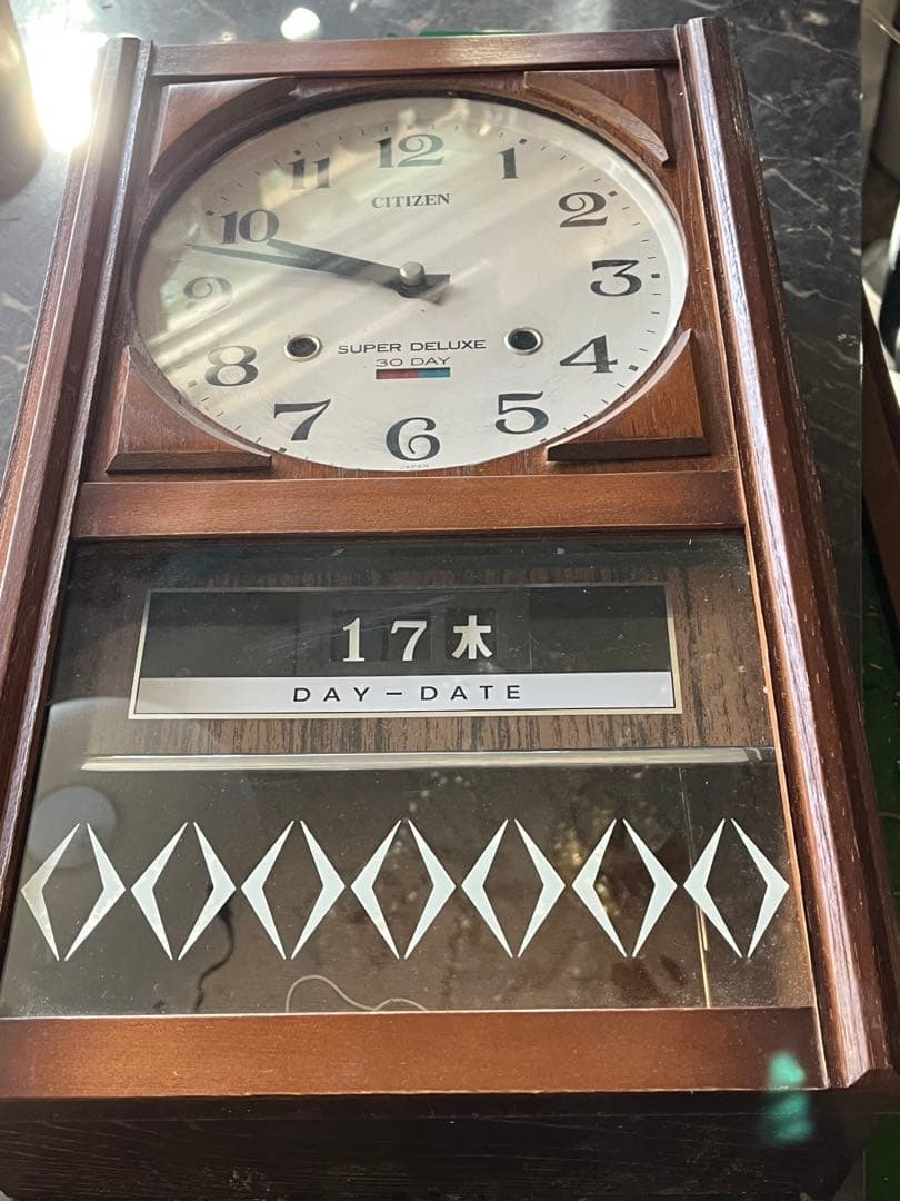 シチズン日付時計、ケヤキレトロ柱時計、ゼンマイ振り子時計、ケヤキの高級柱時計