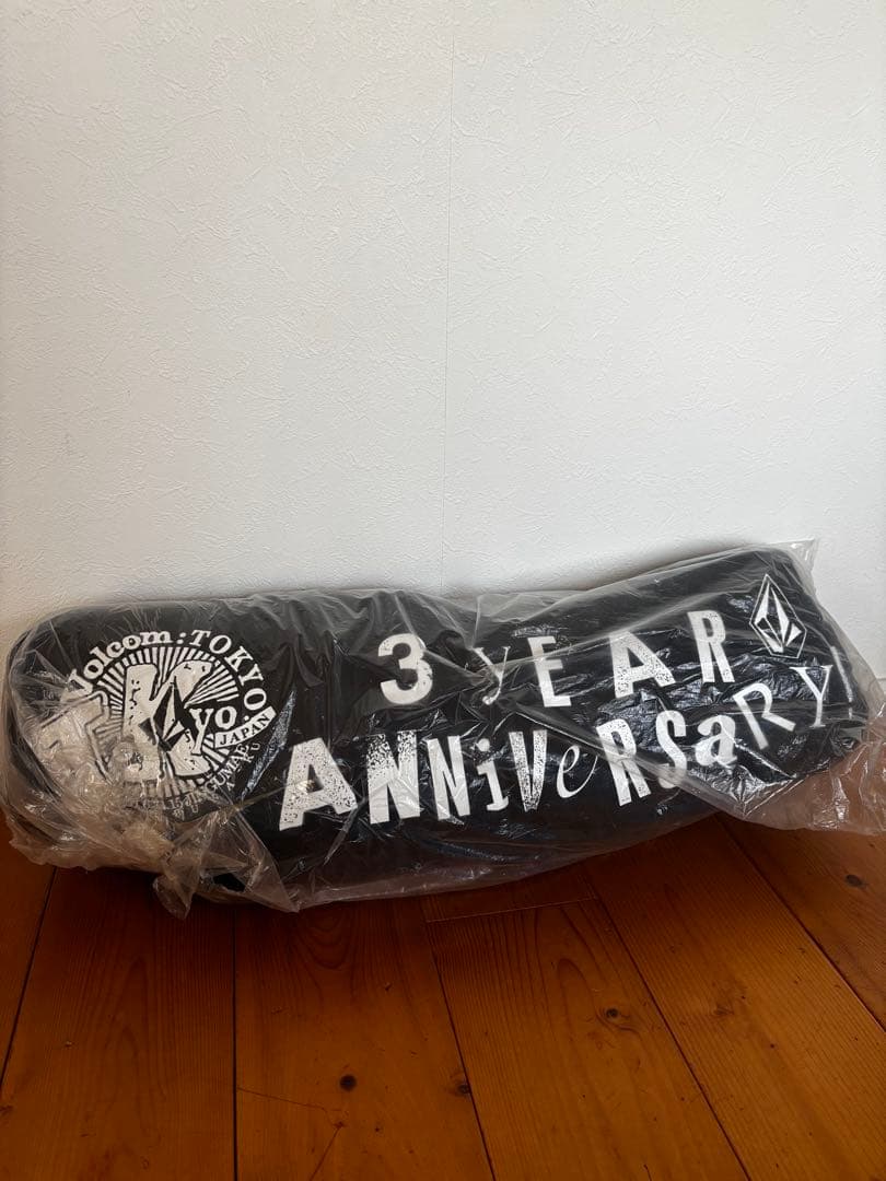 VOLCOM ノベルティクッション