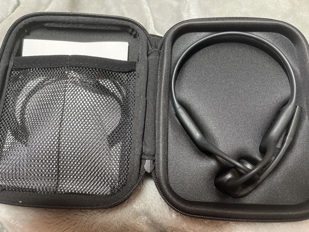 SHOKZ 骨伝導イヤホン 収納ケース付き ブラック