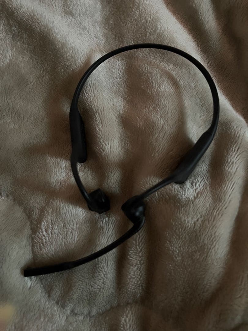 SHOKZ 骨伝導イヤホン 収納ケース付き ブラック