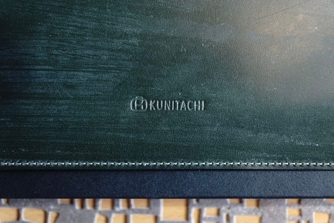 【新品】国立商店レザースリーブ／MacBook Air用／ブライドルレザ ー