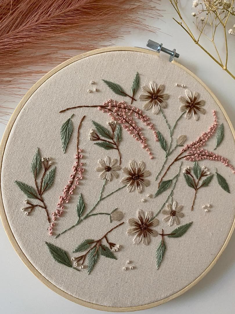 刺繍の手作りフラワーアート