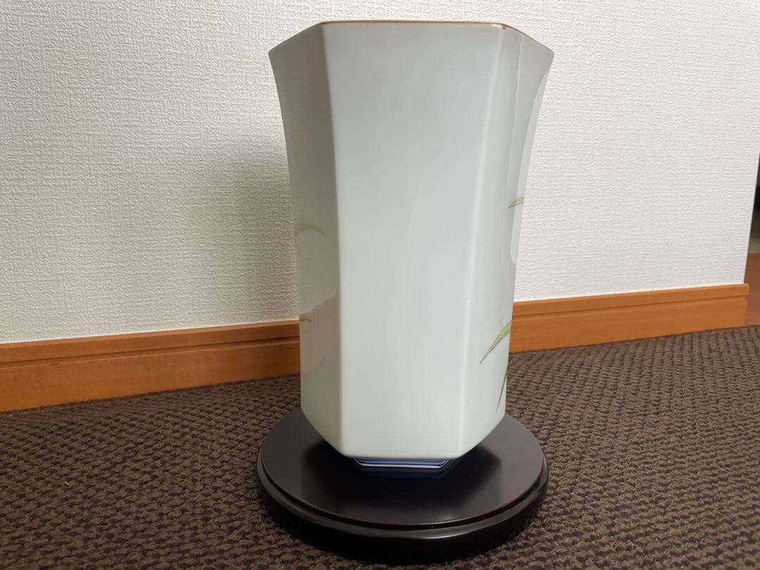 香蘭社　六角花瓶　金彩