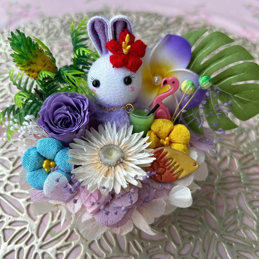 しょりん❣️Aloha～うさぎちゃん夏❣️ハイビスカス、ヤシの木フラワーアレジ