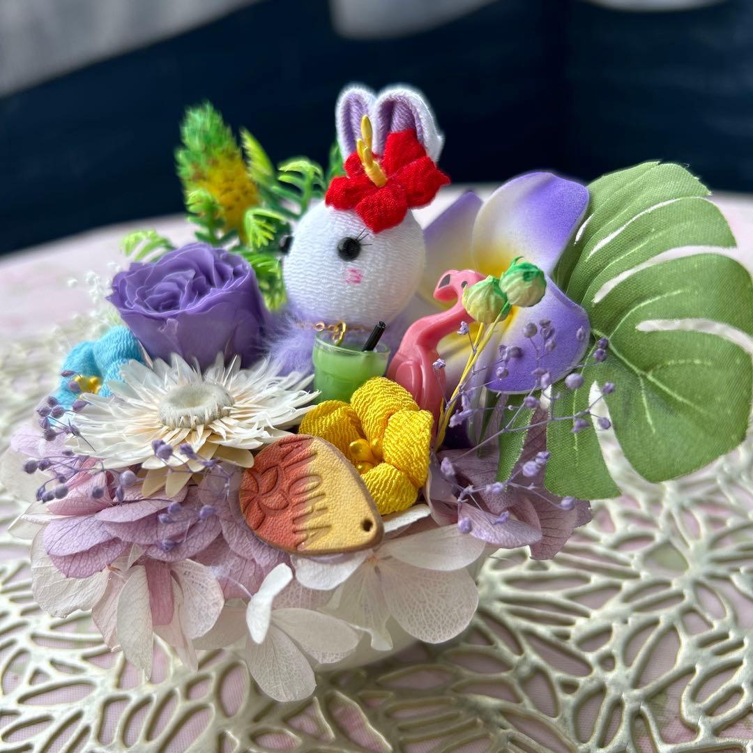 しょりん❣️Aloha～うさぎちゃん夏❣️ハイビスカス、ヤシの木フラワーアレジ