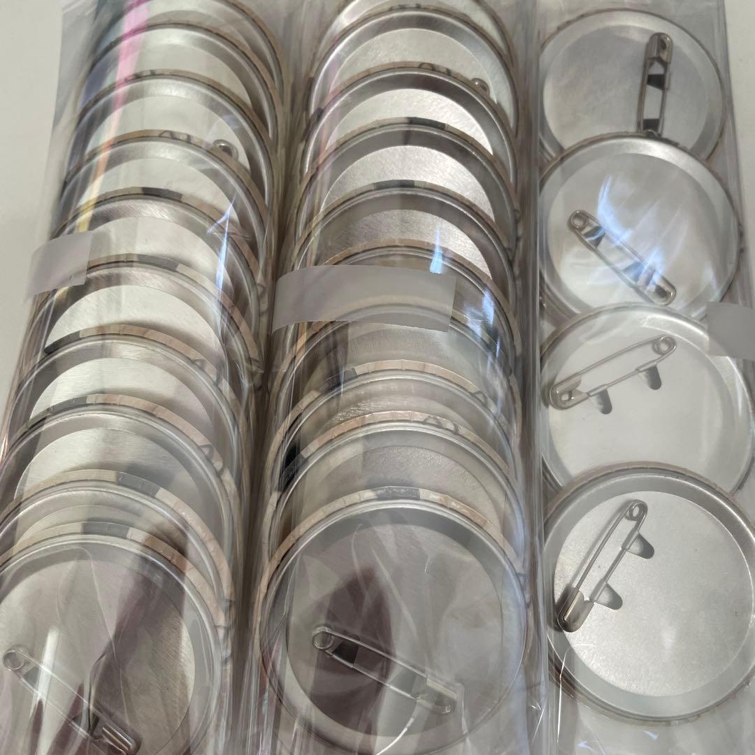 L53.うらたぬき wedding 缶バッジ 浦島坂田船 2024 夏ツ 実写