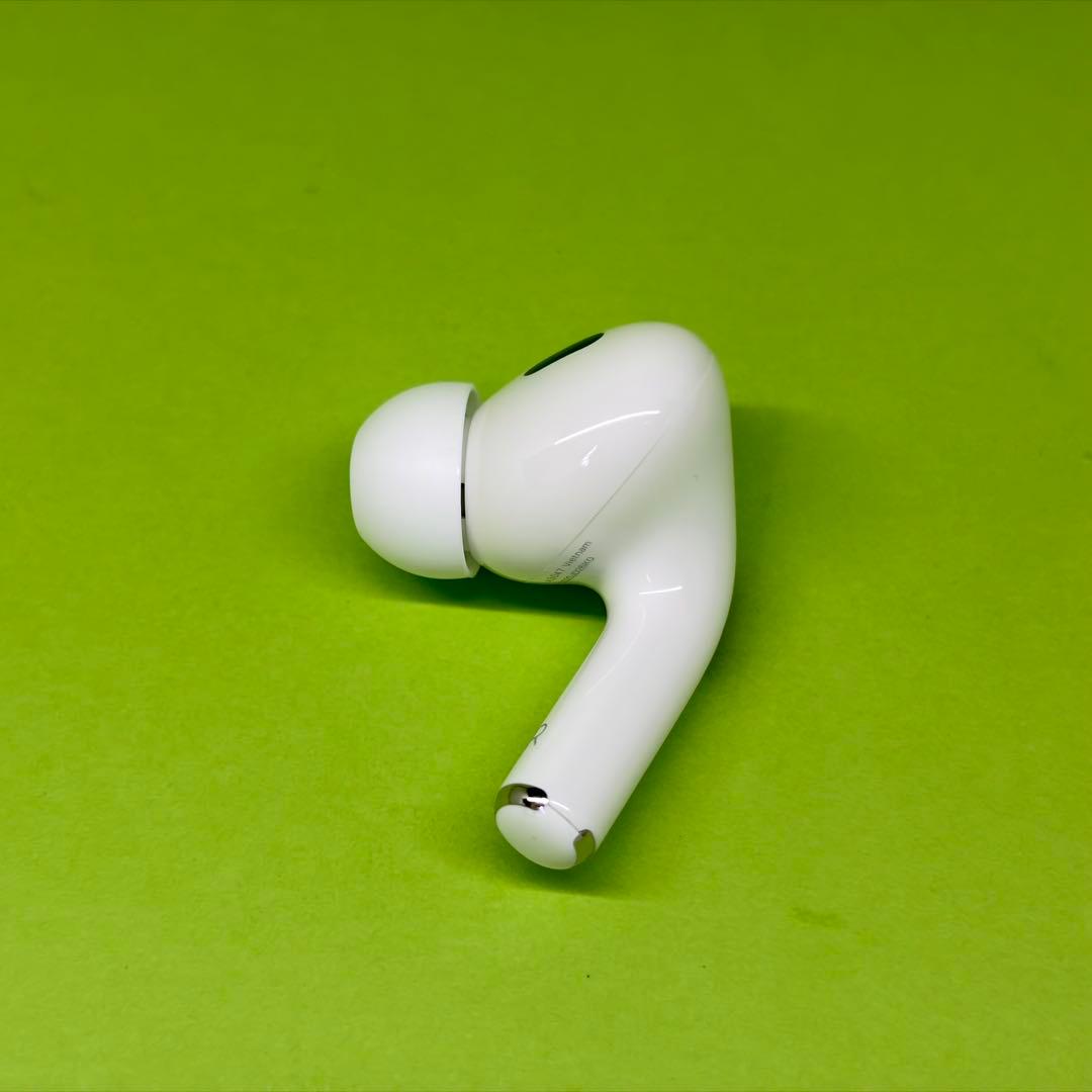 純正 AirPods Pro 第2世代 USB-C 右イヤホン 66