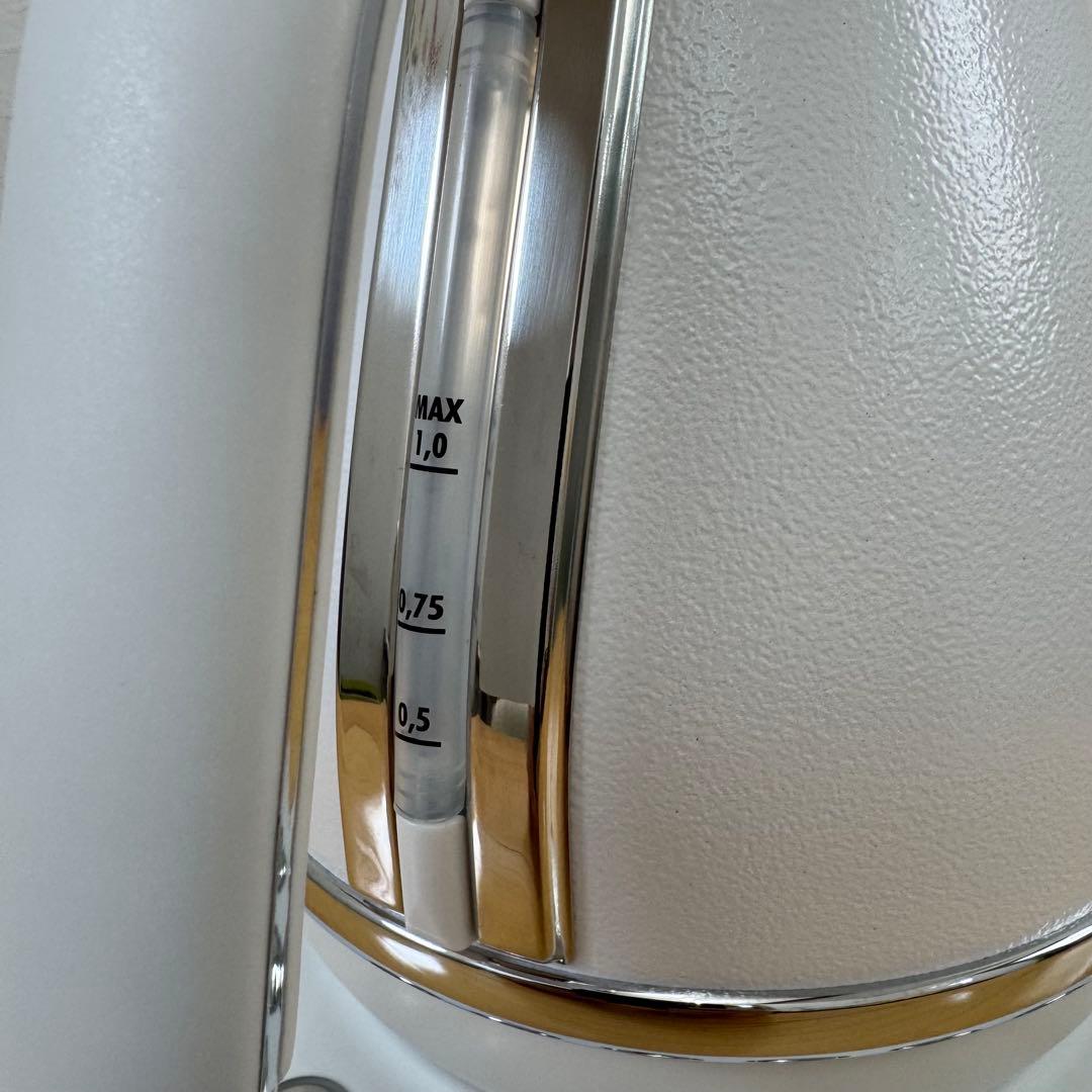 【美品】デロンギ　KBOE1230J ホワイト電気ケトル