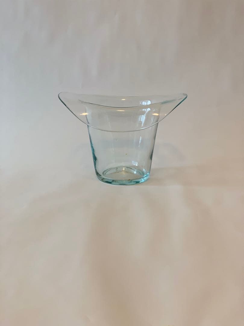 ハット　フラワーベース　ビンテージ　ガラス