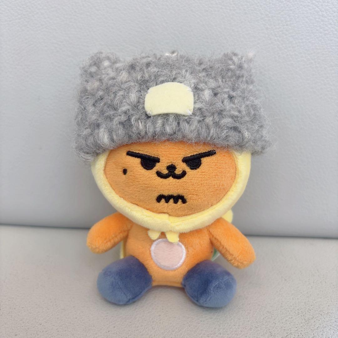 オーダーページ　プルバトゥ　ファンチュン　猫耳ニット帽　ヨンジュン着用