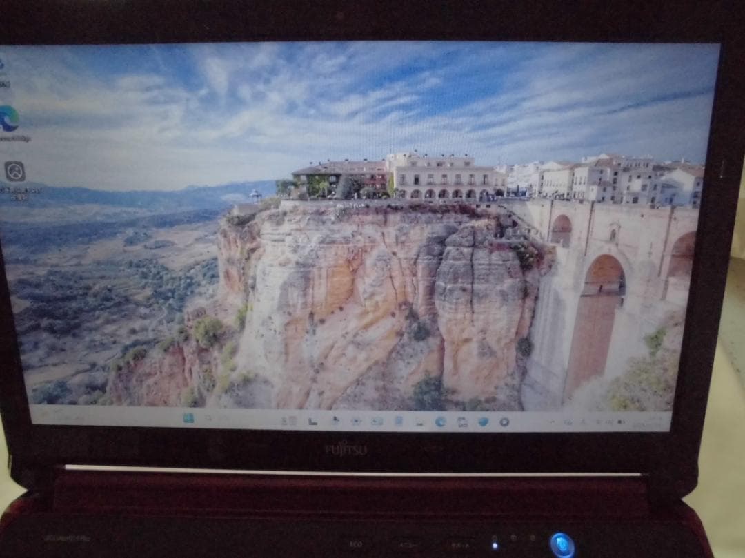 値下2000円メモリ16　富士通 LIFEBOOK SSD477GB Win11