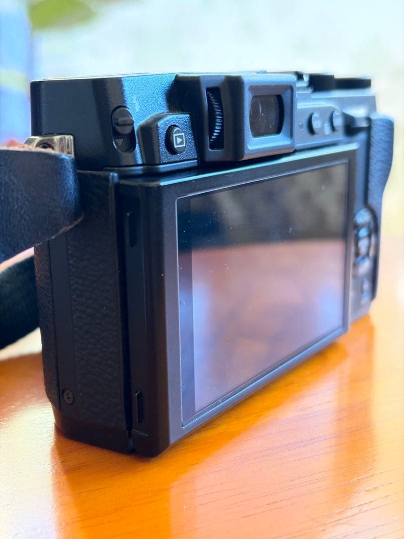 FUJIFILM X30 ブラック 本体　バッテリー　レンズ付き