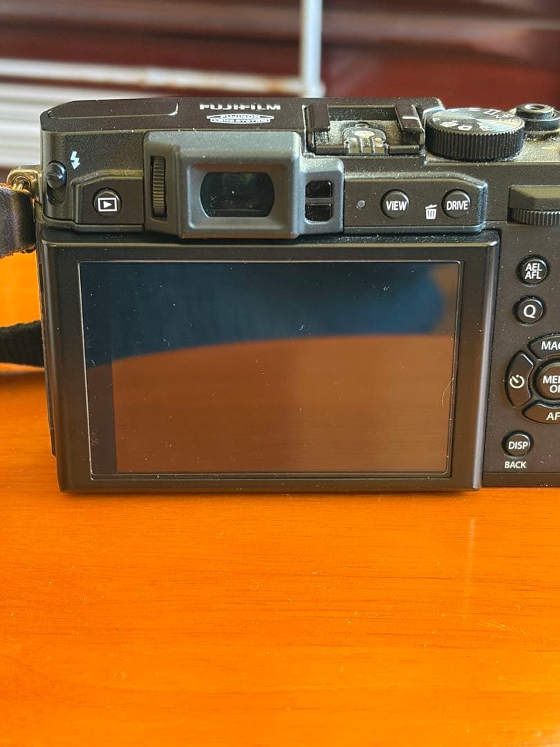 FUJIFILM X30 ブラック 本体　バッテリー　レンズ付き