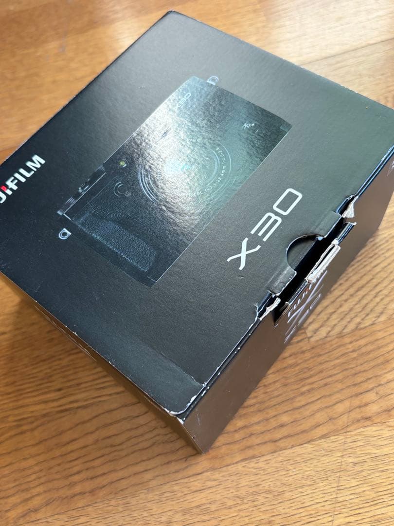 FUJIFILM X30 ブラック 本体　バッテリー　レンズ付き