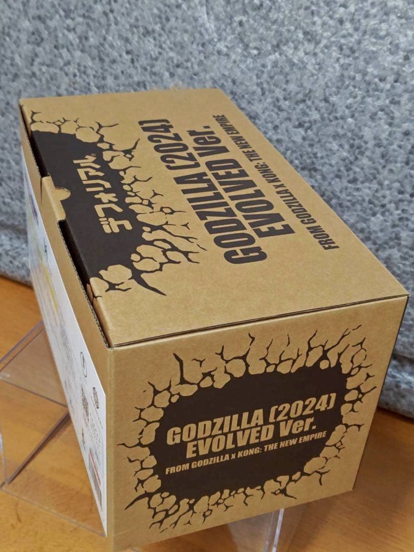 デフォリアル ゴジラ(2024) EVOLVED Ver　(新品、未開封)