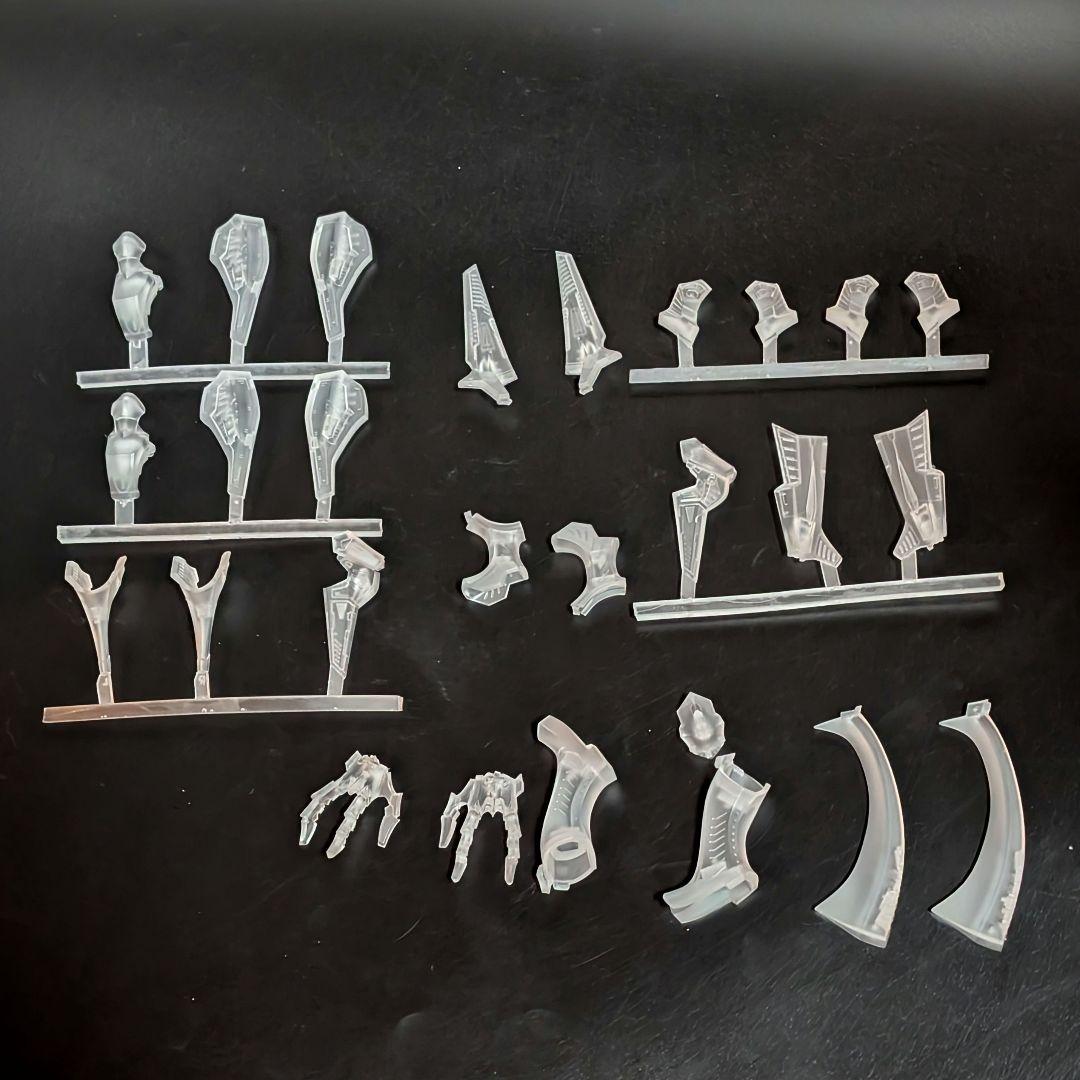 【開封】ポーグス ガレージキット1/72 ダス・ゴースト 3069 FSS