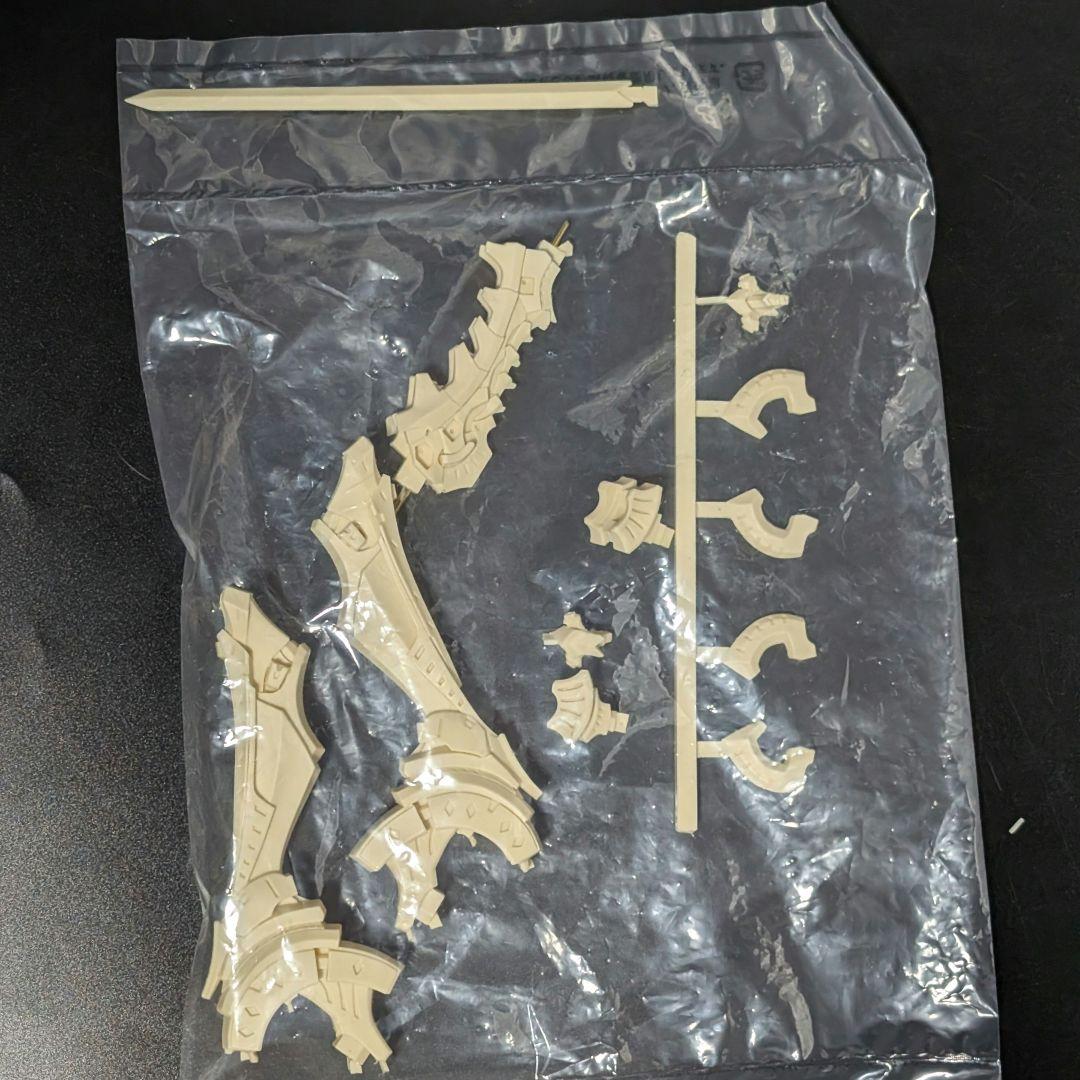 【開封】ポーグス ガレージキット1/72 ダス・ゴースト 3069 FSS