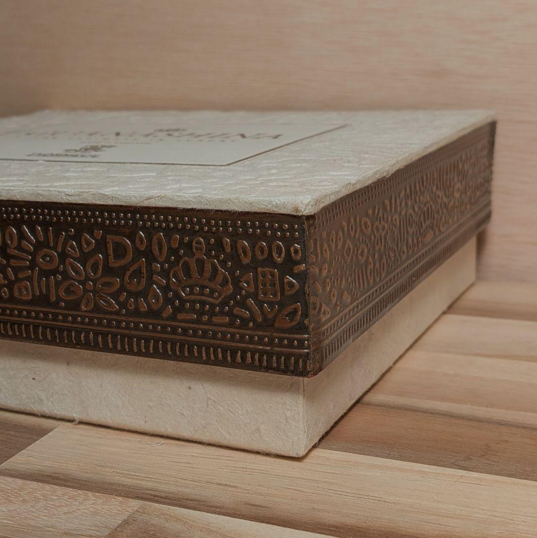 Dormeuil GUANASHINA 生地サンプルボックス