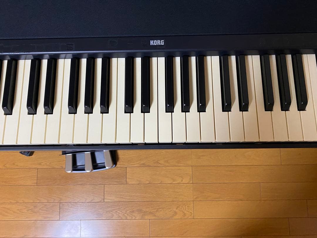 KORG B2 88鍵 電子ピアノ スタンド・3ペダル付