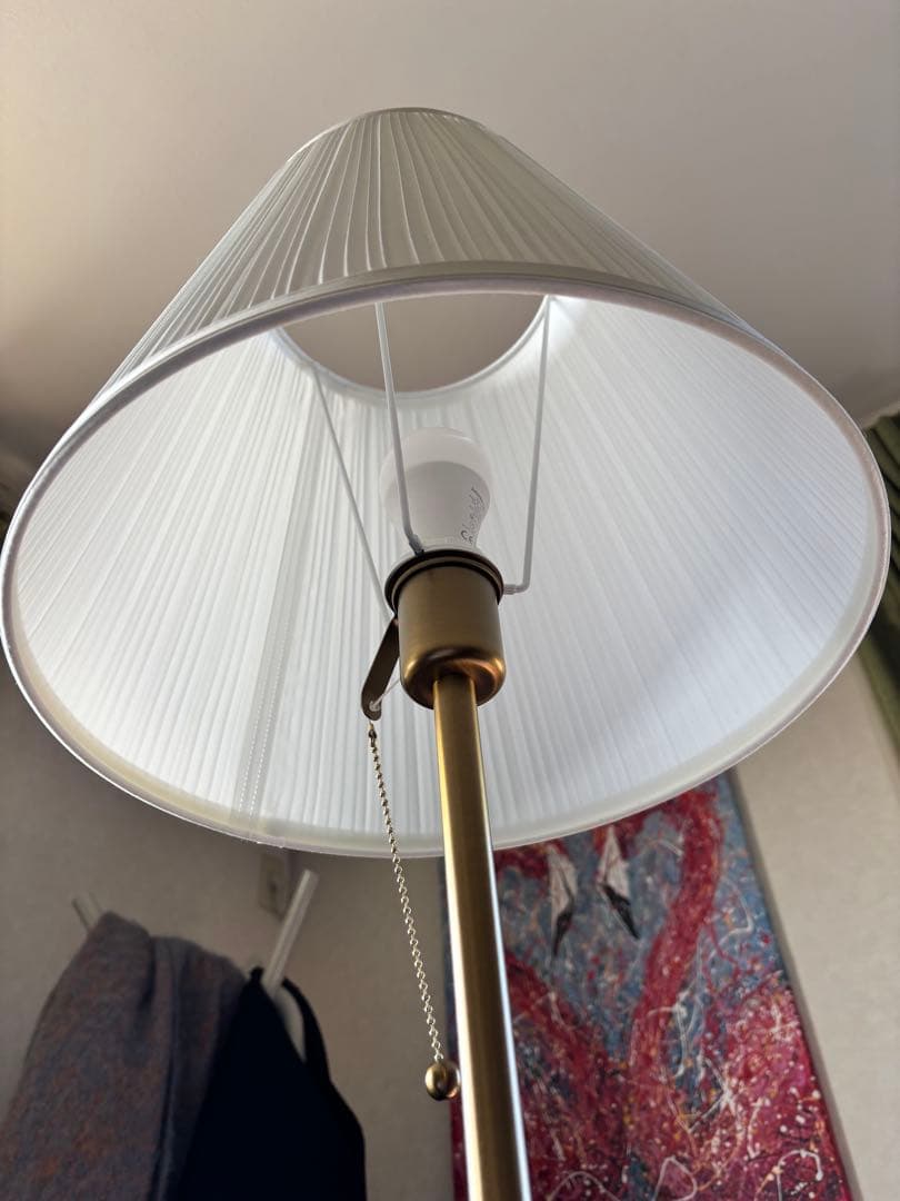 IKEA ÅRSTID オースティード フロアランプ　真ちゅう　ホワイト