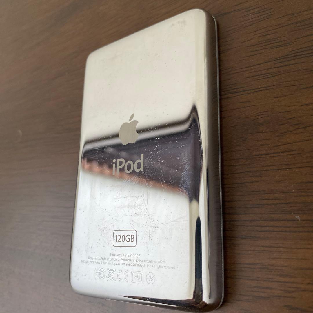iPod classic 120GB （充電コード付き）