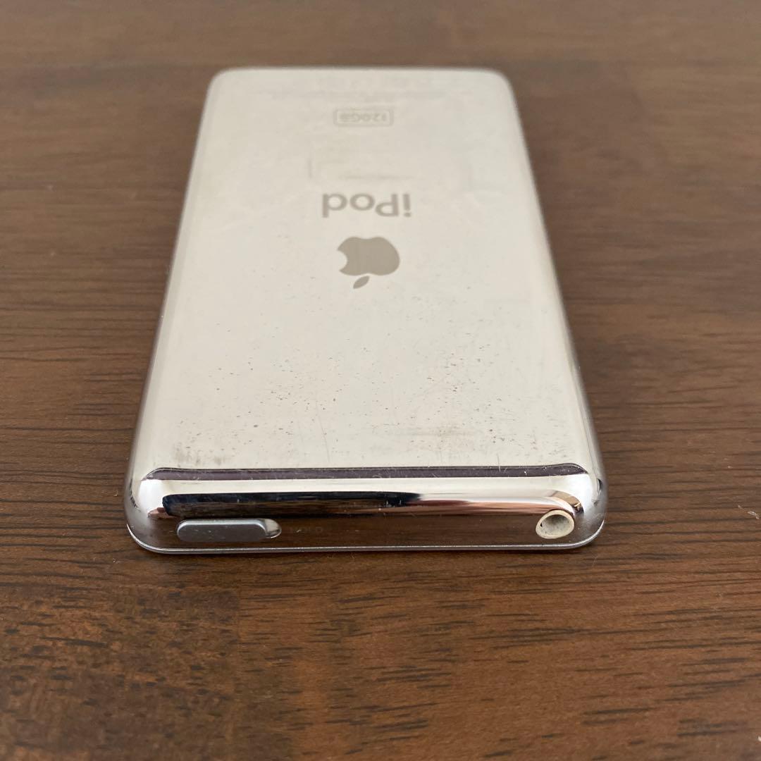 iPod classic 120GB （充電コード付き）