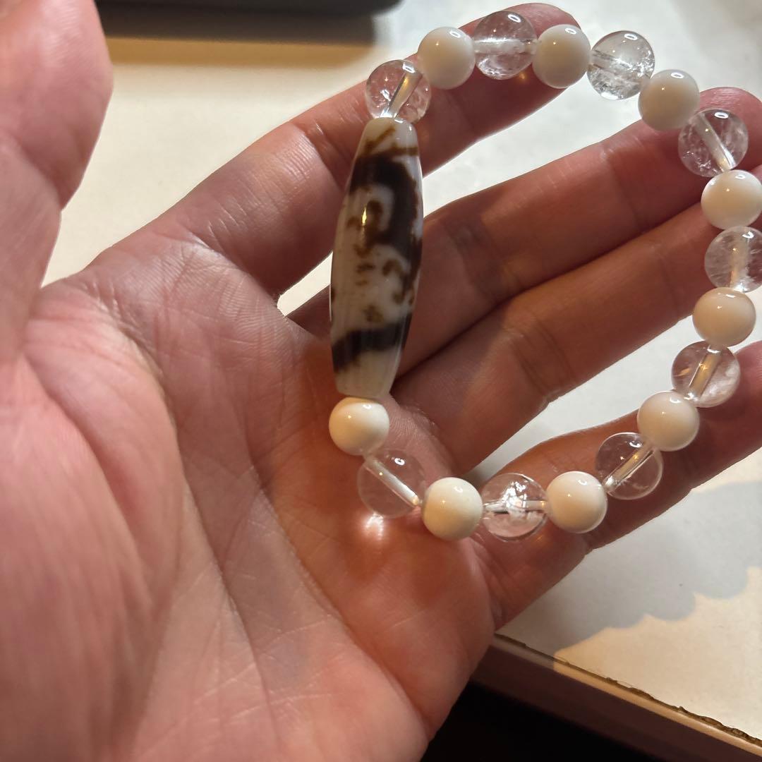 白龍神天珠とガーネッシュヒマール水晶とホワイトオニキス！ドーンとくる！
