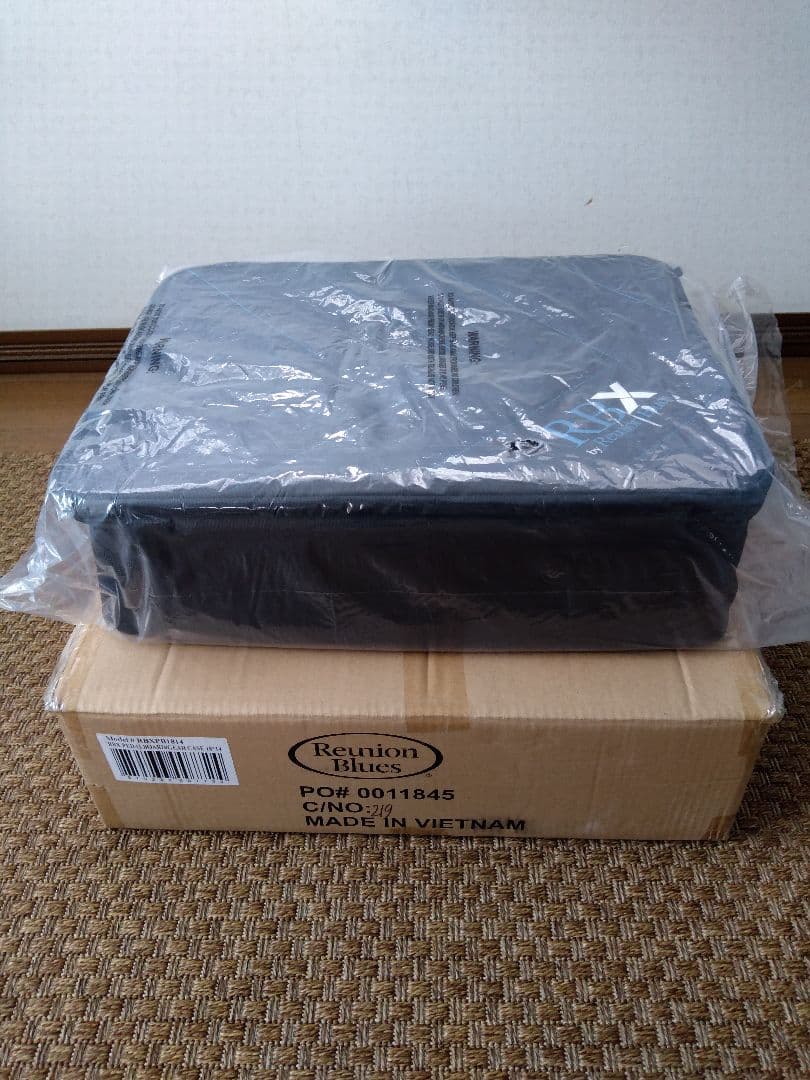 ギター REUNION BLUES / RBXPB-1814 + pedaltrain