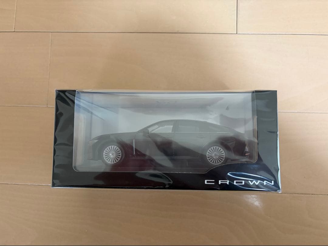 トヨタ クラウン セダン カラーサンプル ミニカー