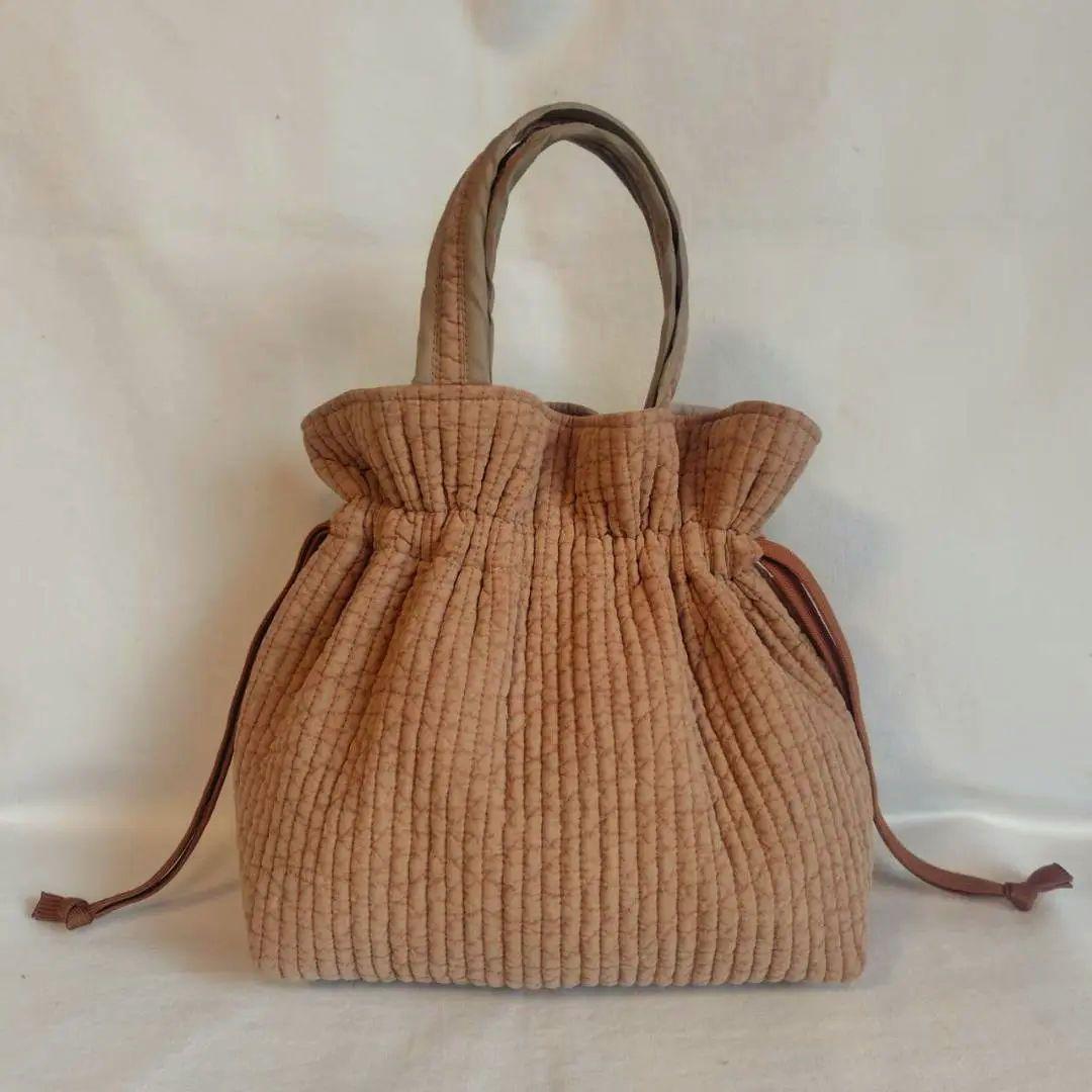 外側ポケット ショルダー 底板ヌビ☆ボンボンバッグ☆ ダークグレー ヌビ 巾着