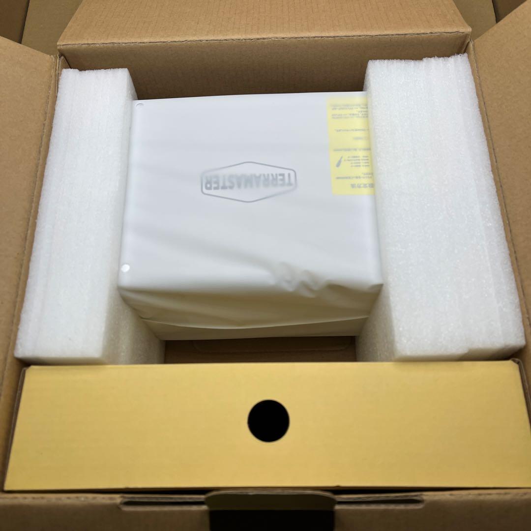 TERRAMASTER テラマスター HDD 付属なし