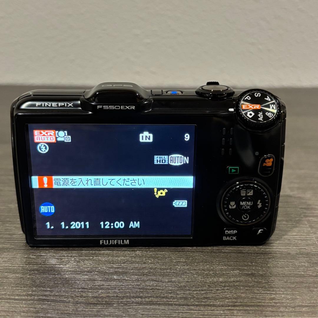 【ジャンク品】 FUJIFILM FINEPIX F550EXRデジタルカメラ