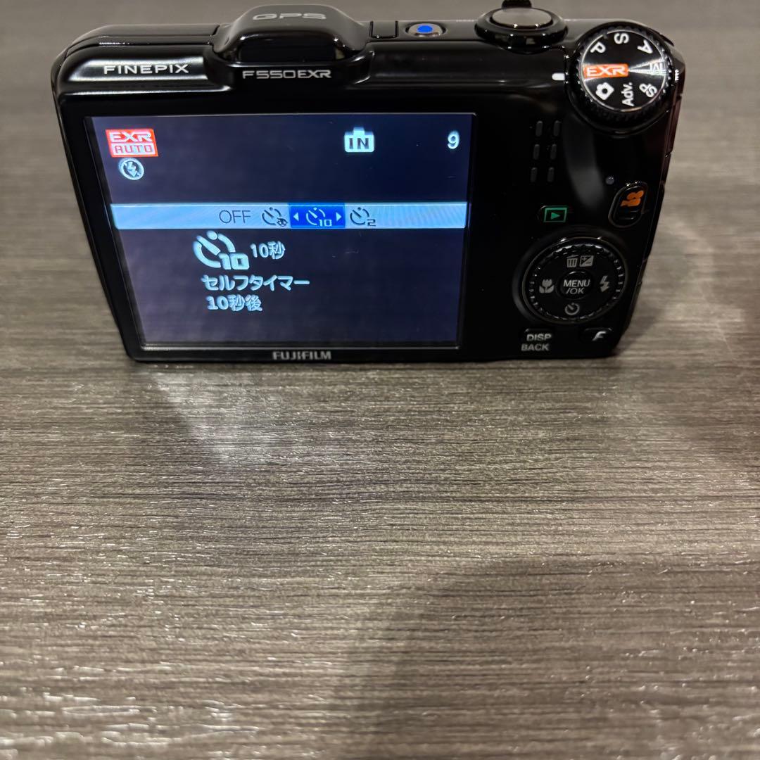 【ジャンク品】 FUJIFILM FINEPIX F550EXRデジタルカメラ