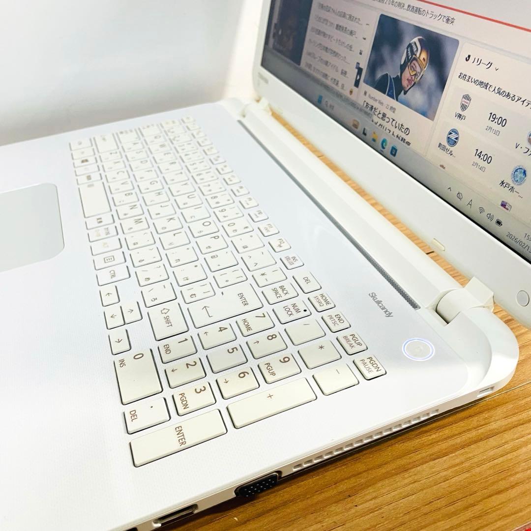 人気ホワイト設定済みSSDメモリ8ギガカメラwin11オフィスDVD Wi-Fi
