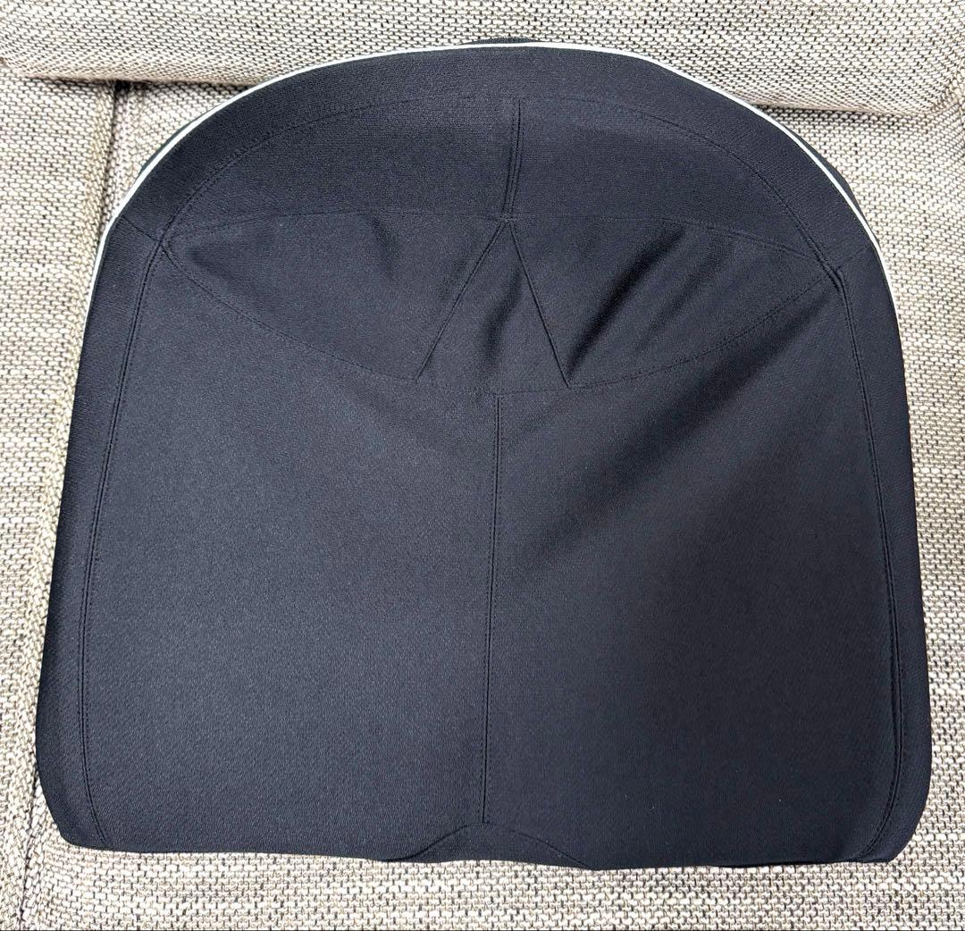 Keeps お尻のクッション　ブラック　西川　nishikawa