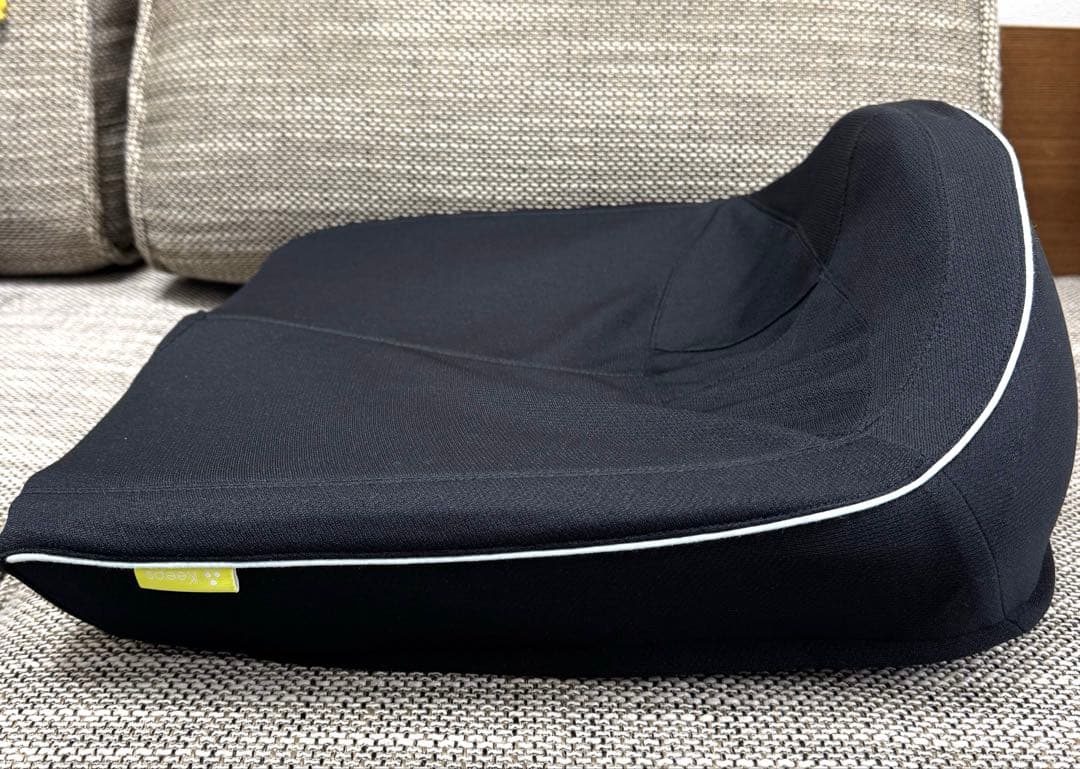 Keeps お尻のクッション　ブラック　西川　nishikawa