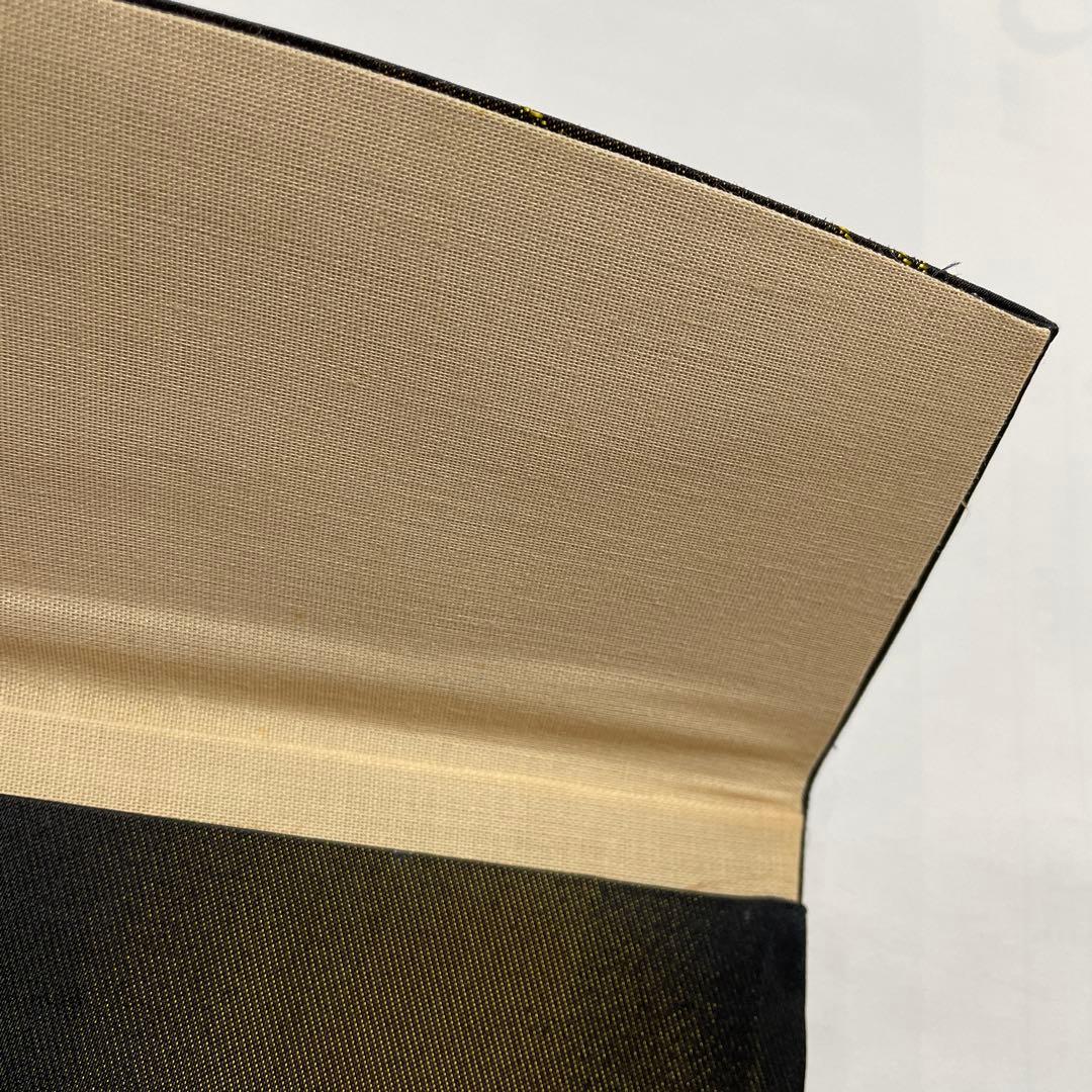 お札入れ　鷲刺繍　長財布　未使用品