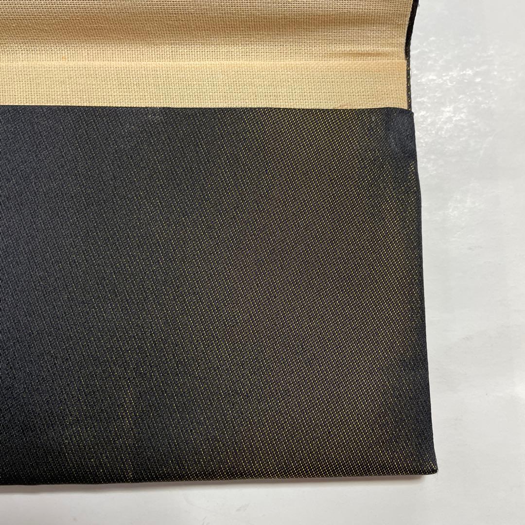 お札入れ　鷲刺繍　長財布　未使用品