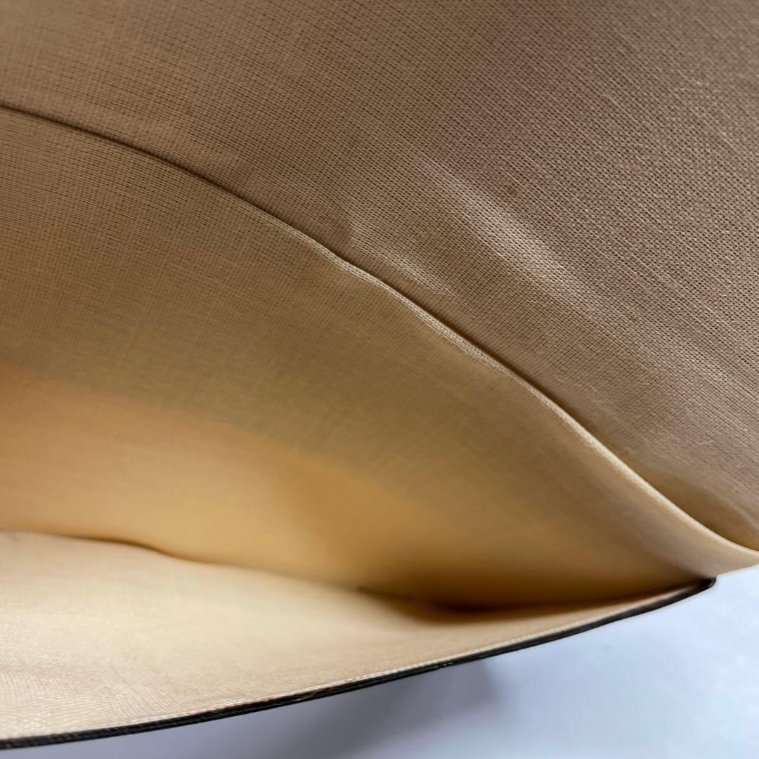 お札入れ　鷲刺繍　長財布　未使用品