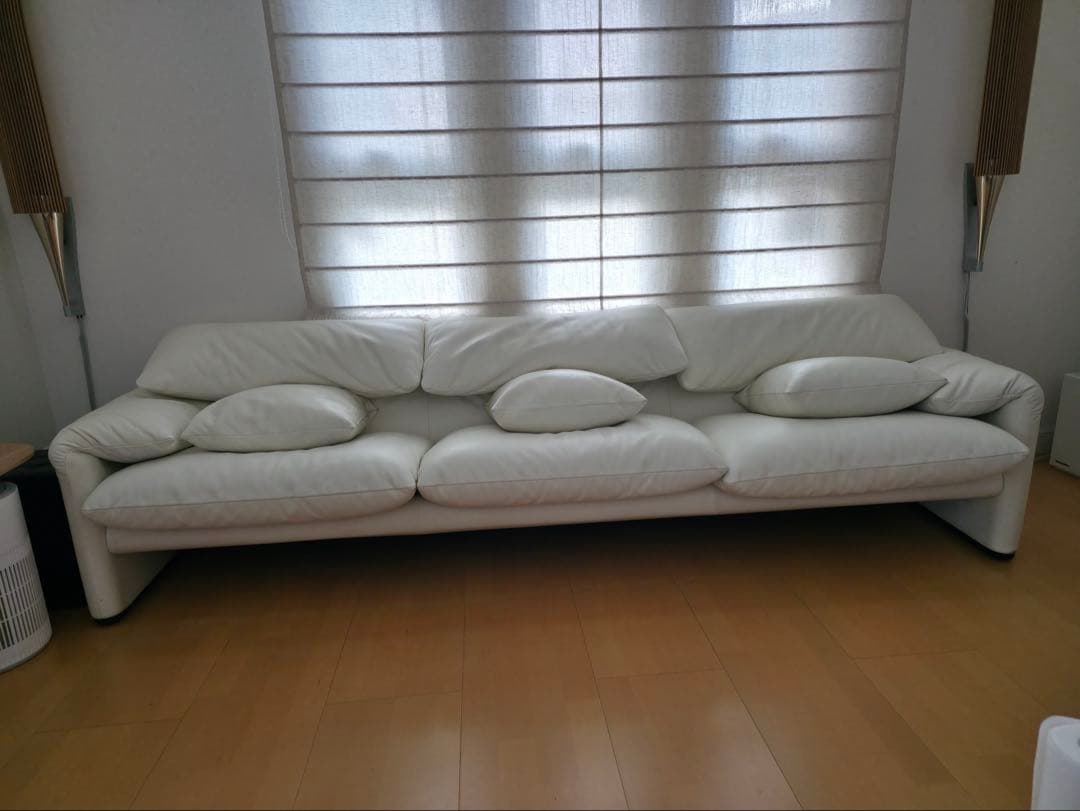 Cassina MARALUNGA 3P 本革ソファ 正規品 白｜価格見直し