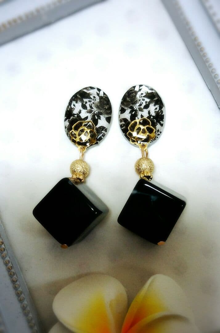 レイチェル専用♡monotone rose ピアス イヤリング