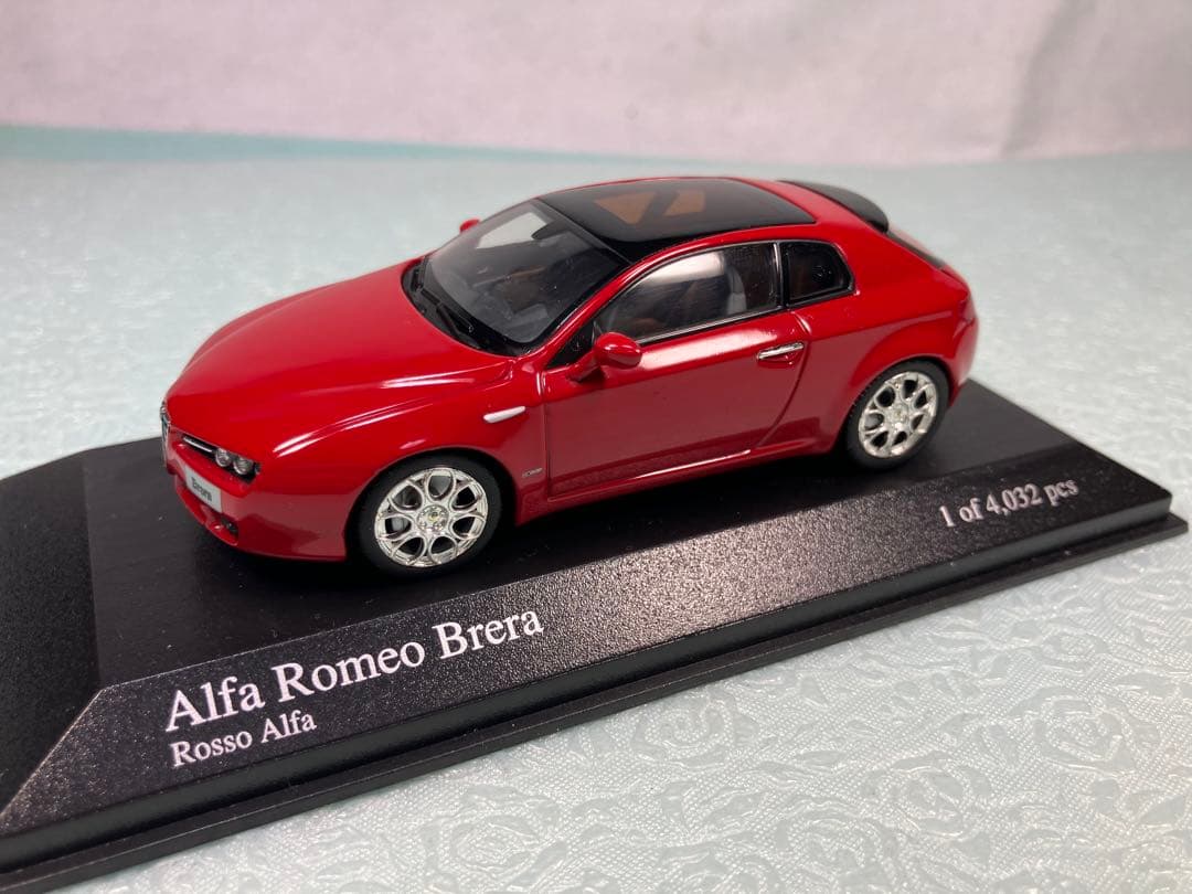 ミニチャンプス　Alfa Romeo Brera 2006年　レッド