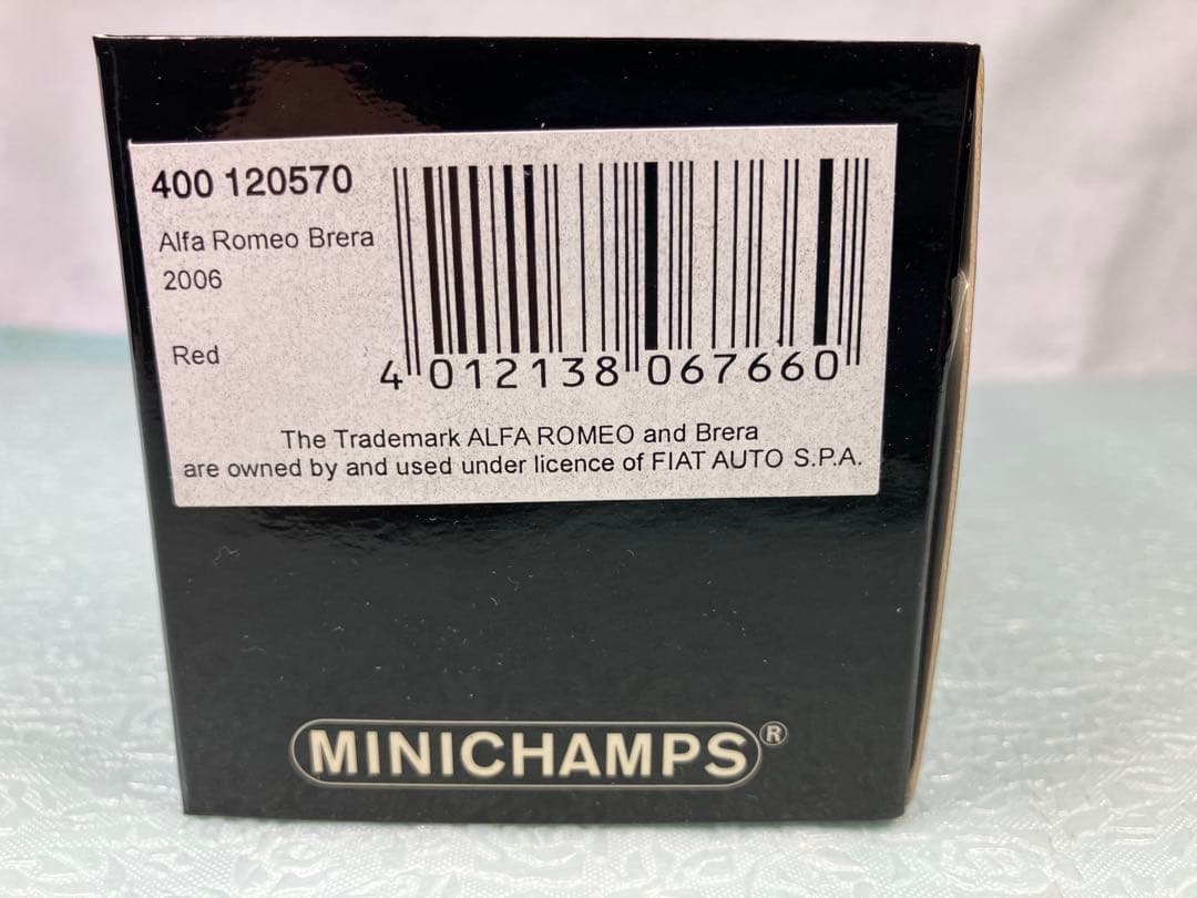 ミニチャンプス　Alfa Romeo Brera 2006年　レッド