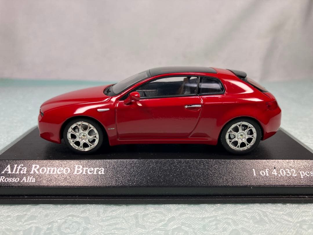 ミニチャンプス　Alfa Romeo Brera 2006年　レッド