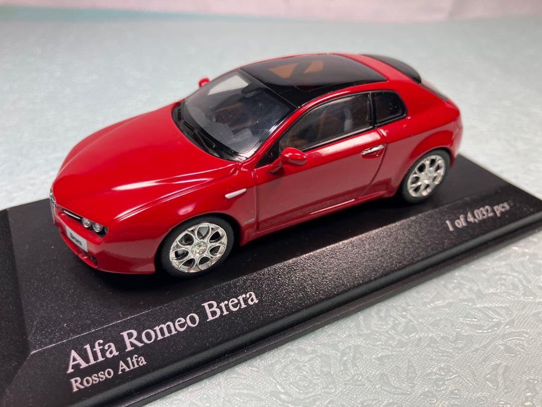 ミニチャンプス　Alfa Romeo Brera 2006年　レッド