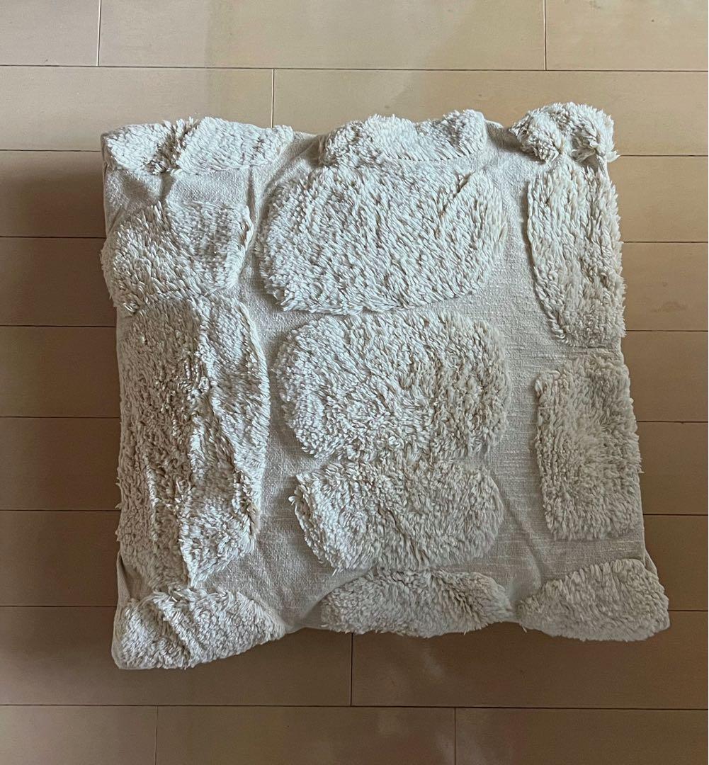 boconcept クッション　大きめ